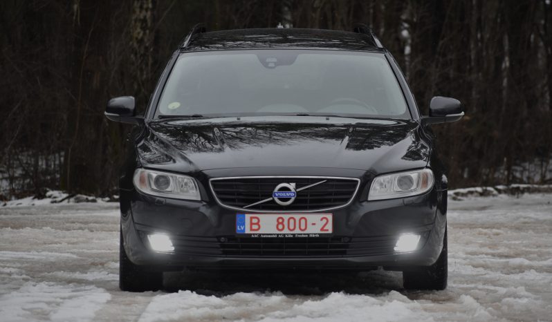 Volvo V 70 2.0 D3 Black Edition full