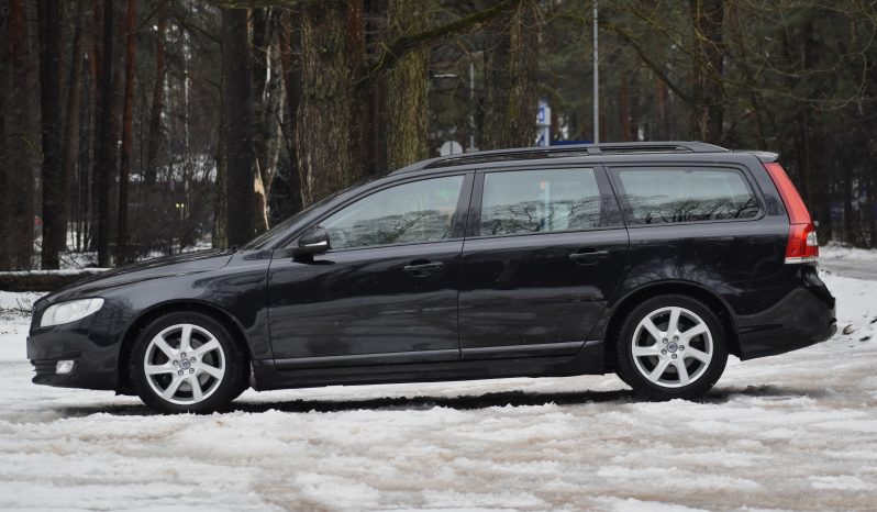 Volvo V 70 2.0 D3 Black Edition full