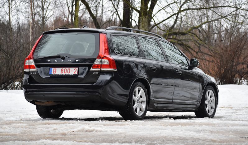 Volvo V 70 2.0 D3 Black Edition full