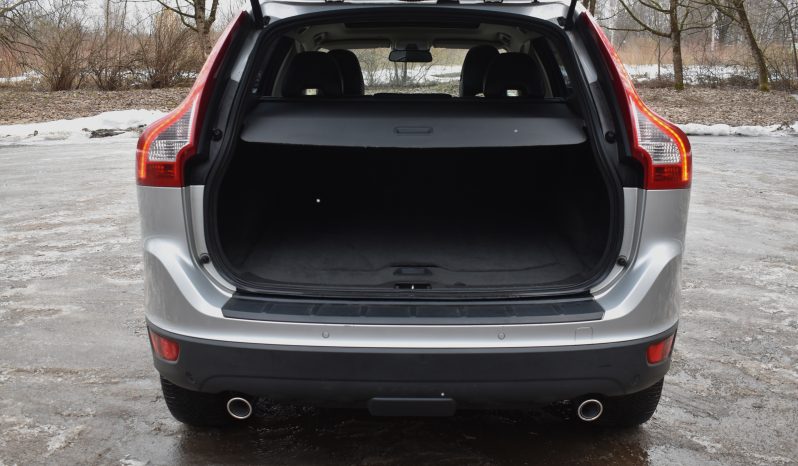 Volvo XC 60 Summum 2.4D5 (151kw-205z/s) Awd (4×4) Pilnpiedziņa ar automātisko ātrumkārbu. full