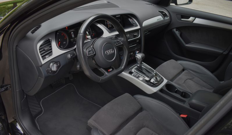 PĀRDOTS-Audi A4 S-Line Quattro 2.0Tdi (130Kw-177 z/s). Dīzelis ar automātisko ātrumkārbu. full