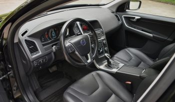 VOLVO XC 60 Summum AWD (4×4)- Pilnpiedziņa full