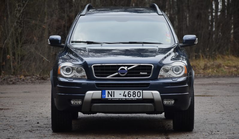 Tikko ievests. Volvo Xc90 R Design 2.4D5 (147Kw-200 Z/s) Dīzelis Awd (4×4) ar automātisko ātrumkārbu.  full
