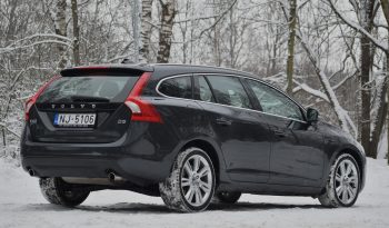 Tikko ievests. Volvo V60 2.4 D5 Summum 2.4D5 (158Kw-215 Z/s) Dīzelis ar automātisko ātrumkārbu. full