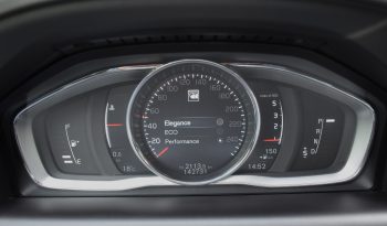 Volvo XC 60 Summum Signature Edition 2.4 D5 (162kw-220 z/s) Dīzelis Awd (4×4) Pilnpiedziņa ar automātisko ātrumkārbu. full