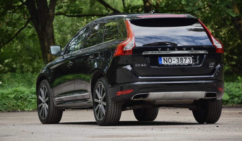 Tikko ievests. 2014. gada modelis. Volvo XC 60 Summum 2.4D5 (158Kw-215Z/s) Dīzelis Awd (4×4) Pilnpiedziņa ar automātisko ātrumkārbu. full