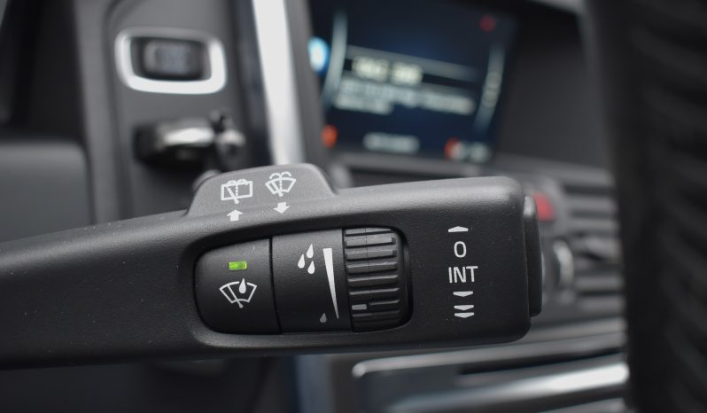 Tikko ievests. 2015 gada Modelis. Volvo XC 60 Summum 2.4 Dīzelis Awd (4×4) Pilnpiedziņa ar automātisko ātrumkārbu. full