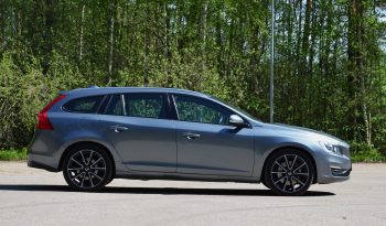 Tikko ievests. Volvo. V60 Plug-In Hybrid Summum. 2.4D6 (162kw -220z/s diesel + 50Kw-68z/s Electro= 288z/s) Awd pilnpiedziņa. full