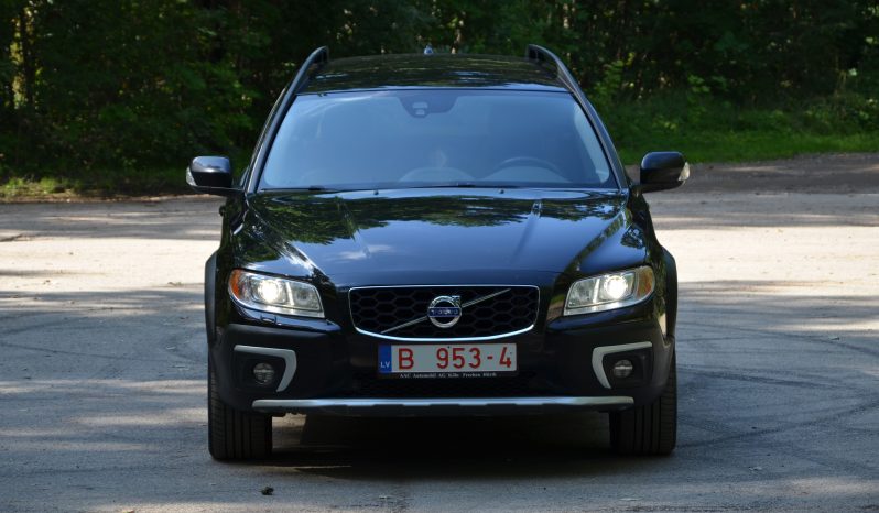 Tikko ievests. Volvo Xc70 Summum Inscription 2.4D5 (158kw-215z/s) Dīzelis 4×4 Awd pilnpiedziņas automašīna ar automātisko ātrumkārbu. full