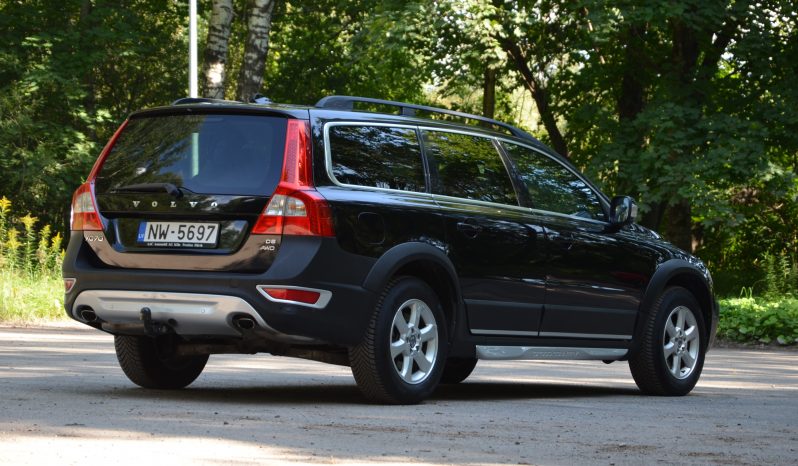 Tikko ievests. Volvo Xc70 2.4 D5 (151kw-205z/s) Dīzelis 4×4 Awd pilnpiedziņas automašīna ar mehānisko ātrumkārbu. full