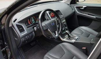 Tikko ievests. Volvo XC 60 Summum Xenium 2.4 Dīzelis Awd (4×4) Pilnpiedziņa ar automātisko ātrumkārbu. full