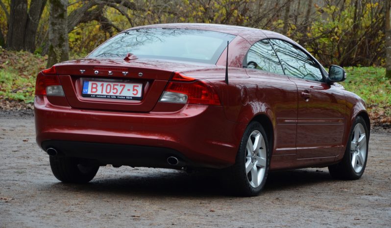 Tikko ievests. Volvo C70 Summum Kupeja-Kabriolets 2.0D3 (110kw-150z/s) Dīzelis . full