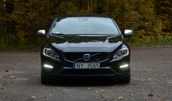 Volvo S60 R-Design 2.0 D4 (120Kw-163 Z/s) ar automātisko ātrumkārbu. full