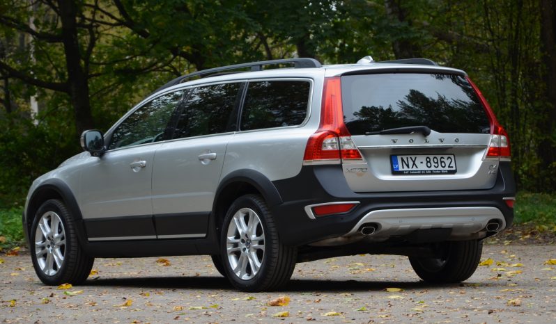 Tikko ievests. 2015 gada Modelis. Volvo XC 70 Summum 2.4 Dīzelis 4×4 Awd . Ar automātisko ātrumkārbu. full