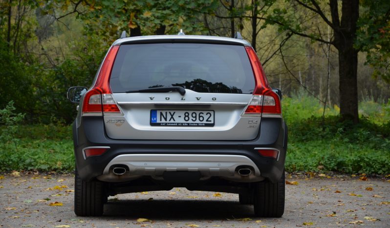 Tikko ievests. 2015 gada Modelis. Volvo XC 70 Summum 2.4 Dīzelis 4×4 Awd . Ar automātisko ātrumkārbu. full