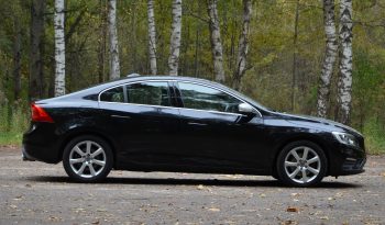 Volvo S60 R-Design 2.0 D4 (120Kw-163 Z/s) ar automātisko ātrumkārbu. full