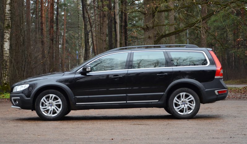 Tikko ievests. Volvo XC 70 2.4 D5 (162kw-220z/s) Dīzelis 4×4 Awd . Ar automātisko ātrumkārbu. full