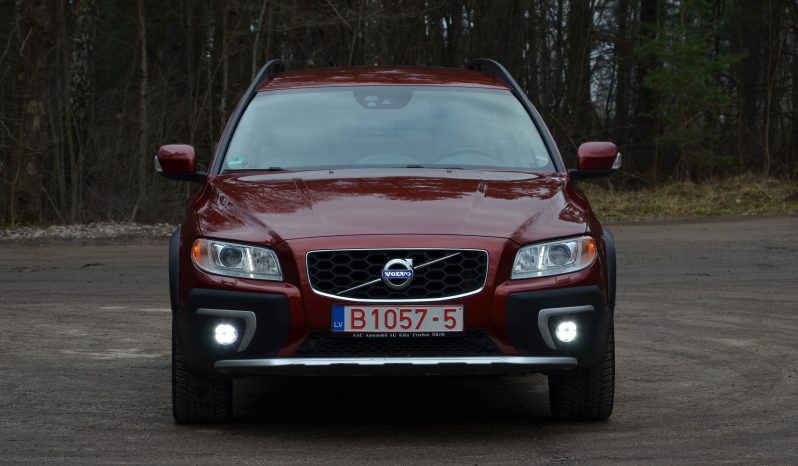 Tikko ievests. Volvo XC 70 Summum 2.4 D5 (158kw-215z/s) Dīzelis 4×4 Awd . Ar automātisko ātrumkārbu. full