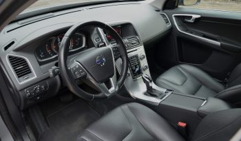 Tikko ievests. Volvo Xc60 2.0 D4 FWD Summum POLAR+ 140 KW (190 PS) full