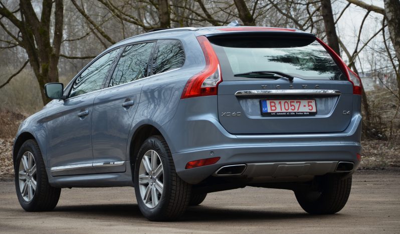 Tikko ievests. Volvo Xc60 2.0 D4 FWD Summum POLAR+ 140 KW (190 PS) full