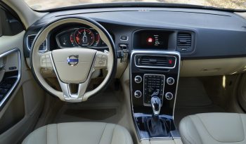 Tikko ievests. 2016. Gada modelis. Volvo V60 Cross Country Summum 2.4 Dīzelis 4×4 Awd . Ar automātisko ātrumkārbu. full
