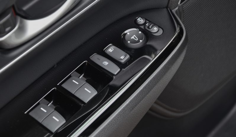 Tikko ievesta – Honda Cr-V 2.0 Hybrid Lifestyle ar automātisko ātrumkārbu. full
