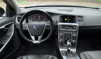 Tikko ievests 2016. Gada modelis. Volvo. V60 Plug-In Hybrid Summum. 2.4D6 (162kw -220z/s diesel + 50Kw-68z/s Electro= 288z/s) Awd pilnpiedziņa. full