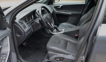 Tikko ievests. 2017. gada modelis. Volvo XC 60 Summum Xenium 2.4 D5 (162Kw-220Z/s) Dīzelis Awd (4×4) Pilnpiedziņa ar automātisko ātrumkārbu. full