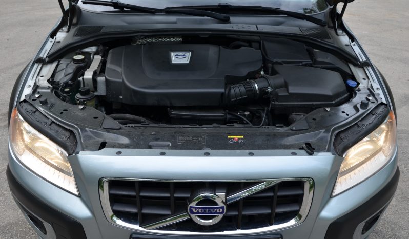Tikko ievests. Volvo Xc70 2.4D5 (158kw-215z/s) Dīzelis 4×4 Awd pilnpiedziņas ar automātisko ātrumkārbu. full