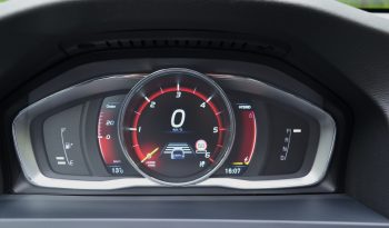 Tikko ievests 2016. Gada modelis. Volvo. V60 Plug-In Hybrid Summum. 2.4D6 (162kw -220z/s diesel + 50Kw-68z/s Electro= 288z/s) Awd pilnpiedziņa. full