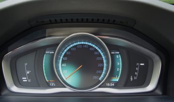 Tikko ievests. 2016. Gada modelis. Volvo V60 Cross Country Summum 2.4 Dīzelis 4×4 Awd . Ar automātisko ātrumkārbu. full