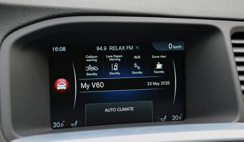Tikko ievests 2016. Gada modelis. Volvo. V60 Plug-In Hybrid Summum. 2.4D6 (162kw -220z/s diesel + 50Kw-68z/s Electro= 288z/s) Awd pilnpiedziņa. full