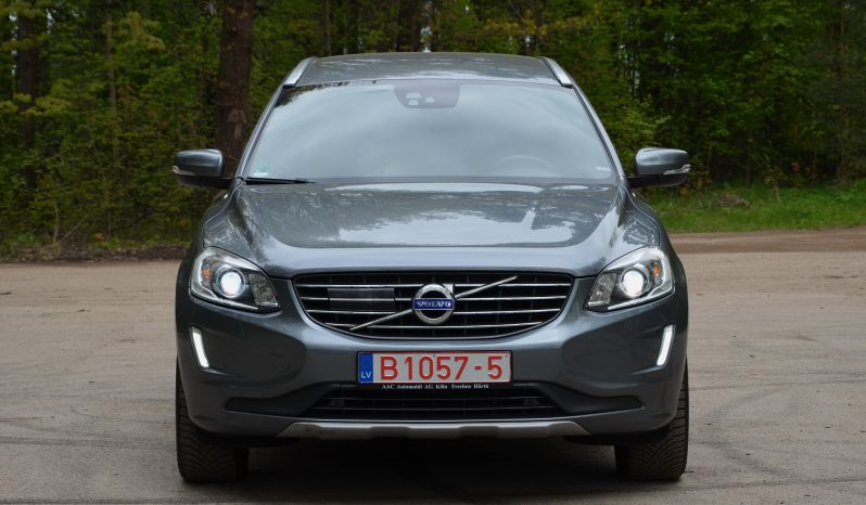 Tikko ievests. 2017. gada modelis. Volvo XC 60 Summum Xenium 2.4 D5 (162Kw-220Z/s) Dīzelis Awd (4×4) Pilnpiedziņa ar automātisko ātrumkārbu. full