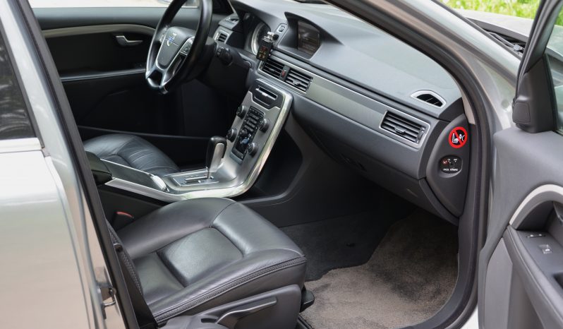 Tikko ievests. Volvo Xc70 2.4D5 (158kw-215z/s) Dīzelis 4×4 Awd pilnpiedziņas ar automātisko ātrumkārbu. full