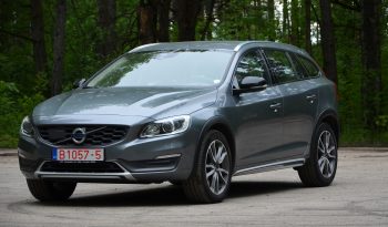 Tikko ievests. 2016. Gada modelis. Volvo V60 Cross Country Summum 2.4 Dīzelis 4×4 Awd . Ar automātisko ātrumkārbu. full