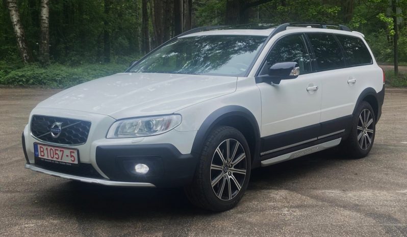 Drīzumā-. Volvo XC 70  Summum Black Edition    2.4 Dīzelis 4×4 Awd . Ar automātisko ātrumkārbu. full