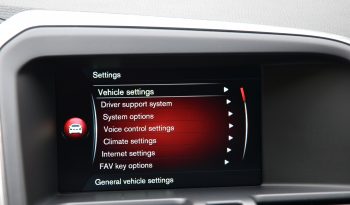 Tikko ievests. 2017. gada modelis. Volvo XC 60 Summum Xenium 2.4 D5 (162Kw-220Z/s) Dīzelis Awd (4×4) Pilnpiedziņa ar automātisko ātrumkārbu. full