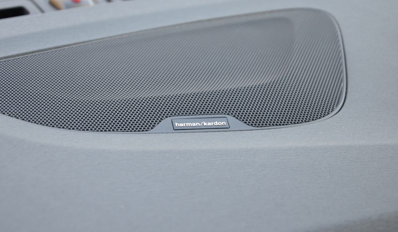 Tikko ievests 2016. Gada modelis. Volvo. V60 Plug-In Hybrid Summum. 2.4D6 (162kw -220z/s diesel + 50Kw-68z/s Electro= 288z/s) Awd pilnpiedziņa. full