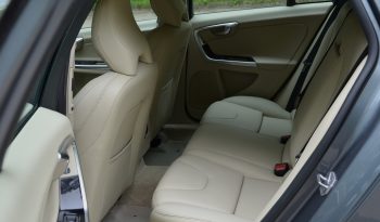 Tikko ievests. 2016. Gada modelis. Volvo V60 Cross Country Summum 2.4 Dīzelis 4×4 Awd . Ar automātisko ātrumkārbu. full