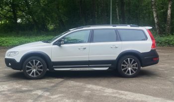 Drīzumā-. Volvo XC 70  Summum Black Edition    2.4 Dīzelis 4×4 Awd . Ar automātisko ātrumkārbu. full