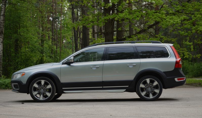 Tikko ievests. Volvo Xc70 2.4D5 (158kw-215z/s) Dīzelis 4×4 Awd pilnpiedziņas ar automātisko ātrumkārbu. full