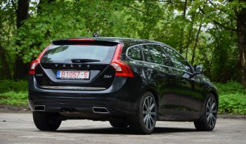 Tikko ievests 2016. Gada modelis. Volvo. V60 Plug-In Hybrid Summum. 2.4D6 (162kw -220z/s diesel + 50Kw-68z/s Electro= 288z/s) Awd pilnpiedziņa. full