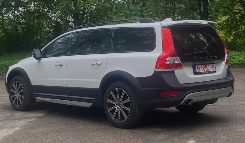 Drīzumā-. Volvo XC 70  Summum Black Edition    2.4 Dīzelis 4×4 Awd . Ar automātisko ātrumkārbu. full