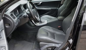 Tikko ievests 2016. Gada modelis. Volvo. V60 Plug-In Hybrid Summum. 2.4D6 (162kw -220z/s diesel + 50Kw-68z/s Electro= 288z/s) Awd pilnpiedziņa. full