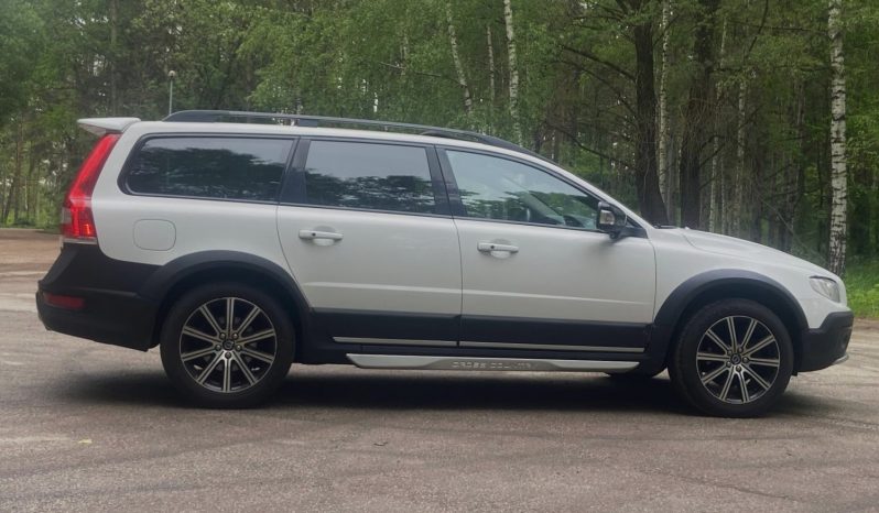 Drīzumā-. Volvo XC 70  Summum Black Edition    2.4 Dīzelis 4×4 Awd . Ar automātisko ātrumkārbu. full