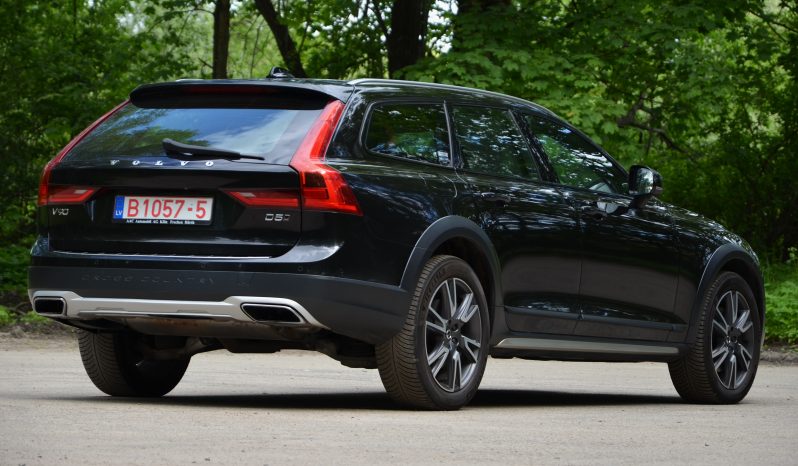 Tikko ievests –Volvo  V90 Cross Country Inscription Awd. 2.0 D5 (173 kw-235 zs) Dīzelis. ar Automātisko ātrumkārbu. full