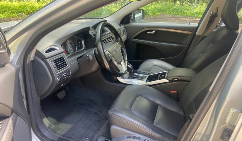 Drīzumā- Volvo XC 70 Summum   2.4 Dīzelis 4×4 Awd . Ar automātisko ātrumkārbu. full