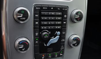Tikko ievests. Volvo XC 70 Summum Black Edition 2.4 Dīzelis 4×4 Awd . Ar automātisko ātrumkārbu. full