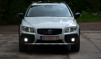 Tikko ievests. Volvo XC 70 Summum Black Edition 2.4 Dīzelis 4×4 Awd . Ar automātisko ātrumkārbu. full