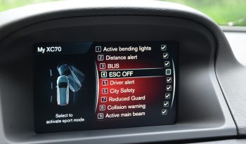 Tikko ievests. Volvo XC 70 Summum Black Edition 2.4 Dīzelis 4×4 Awd . Ar automātisko ātrumkārbu. full